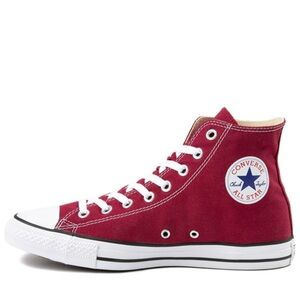 Converse chuck taylor All-Star high top sneakers. MAROON. WOMENS 8.5. MENS 6.5.